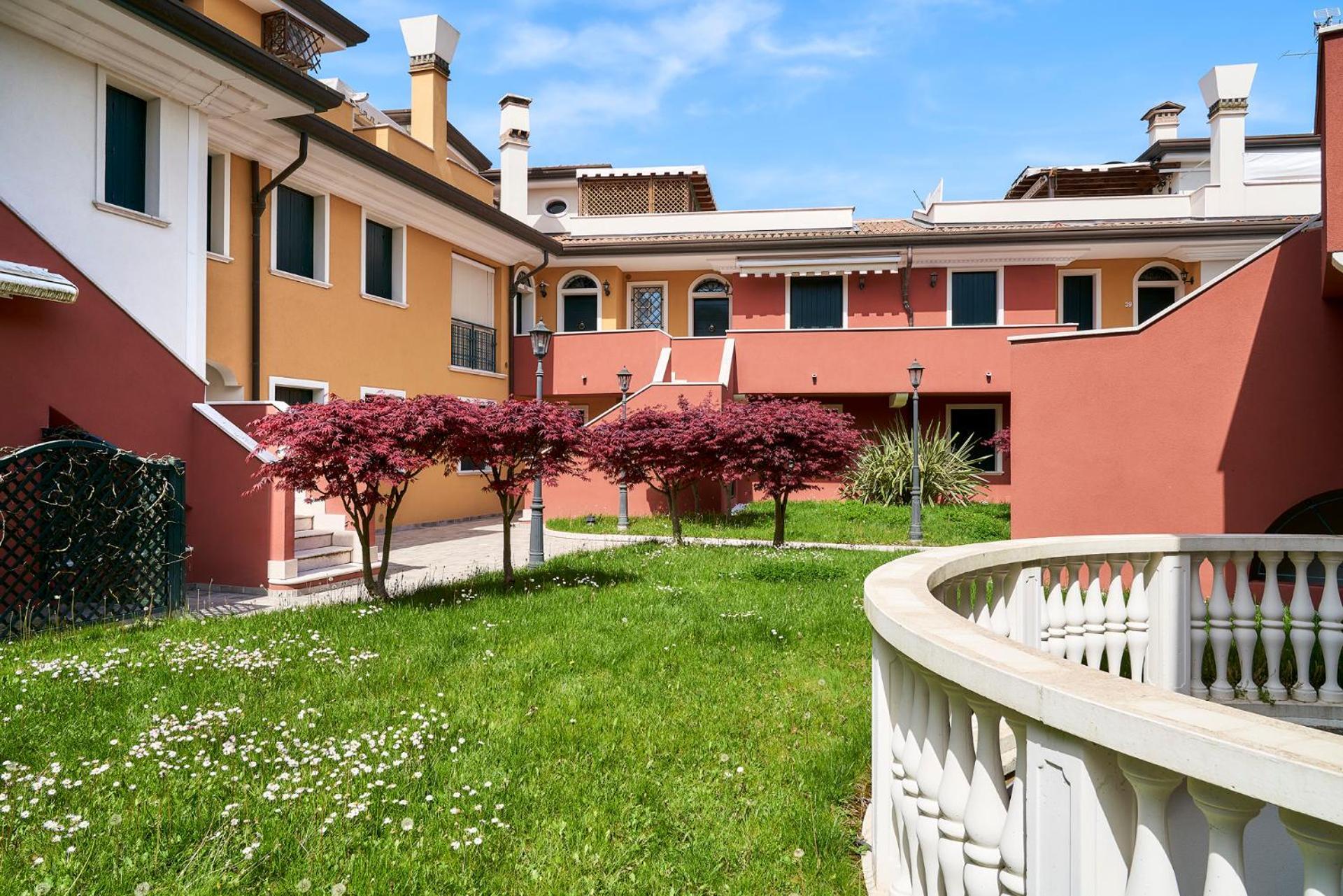 Jesolo Pines Beach House - Host Solution Exteriör bild